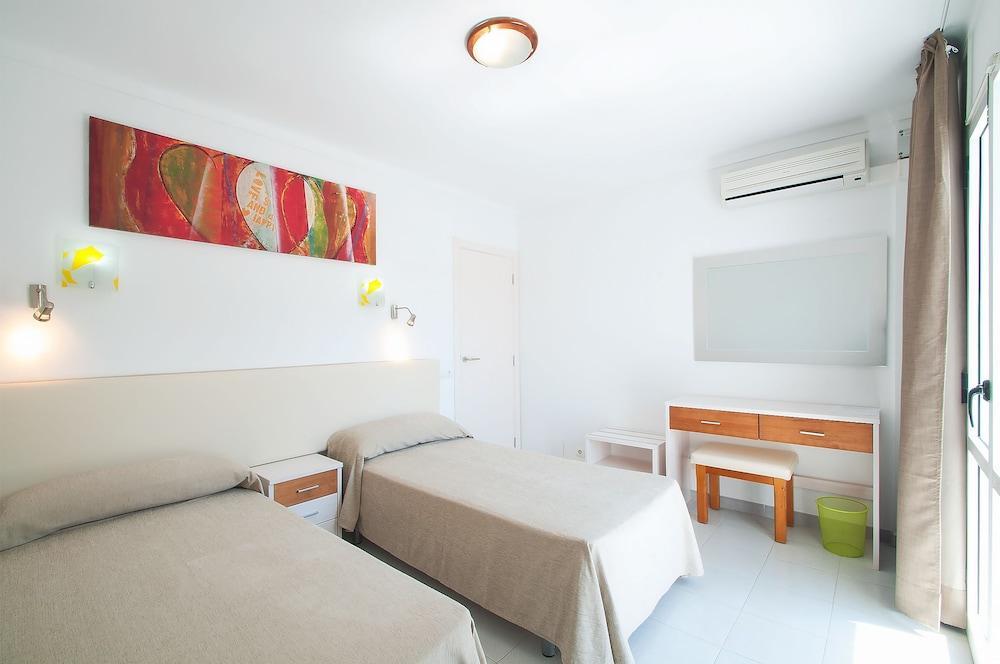 Sunset Oasis Ibiza (Adults Only) Otel Sant Antoni de Portmany Dış mekan fotoğraf